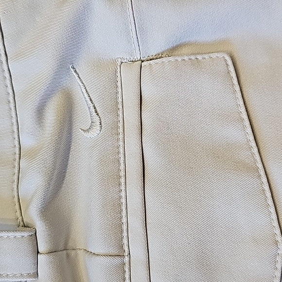 Off White Straight Leg Capri Pants for Effortless Style - Picture 9 of 15